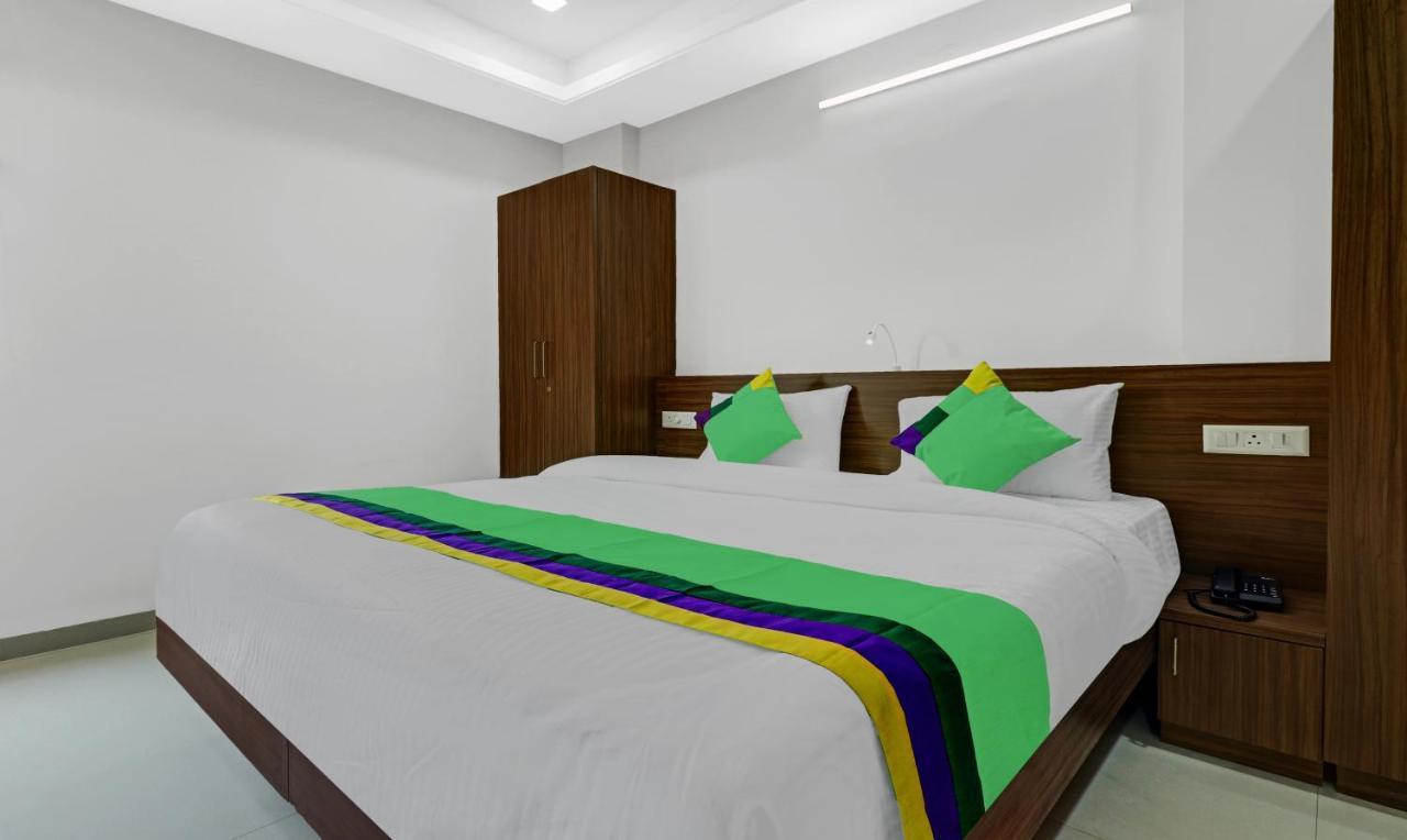 Hotel Treebo Raga Visakhapatnam Exterior foto